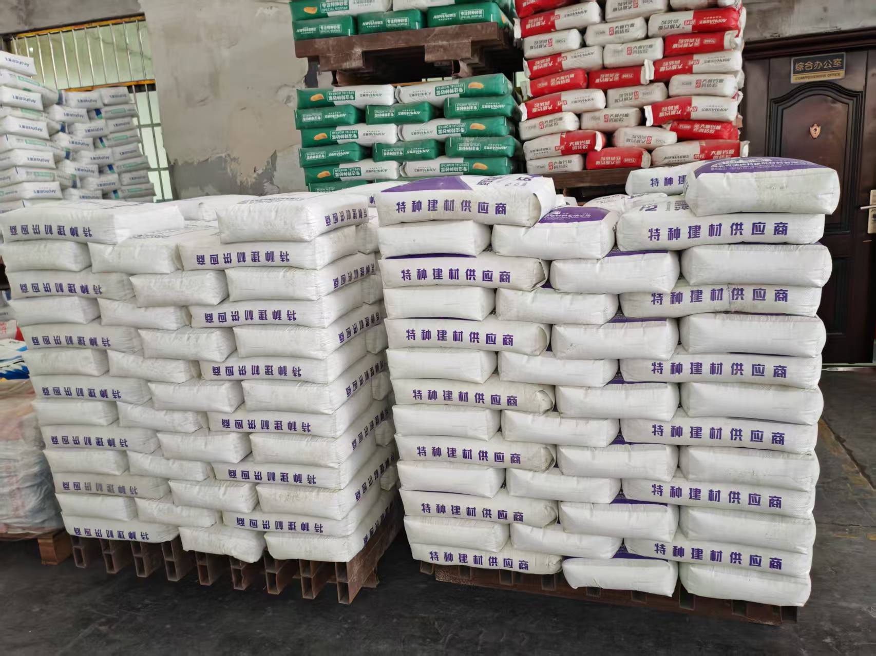 梨树拱顶带模注浆料